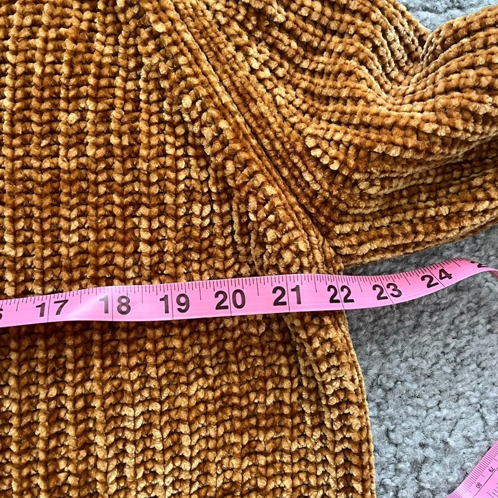 A New Day Gold Knit Sweater - Picture 4 of 5